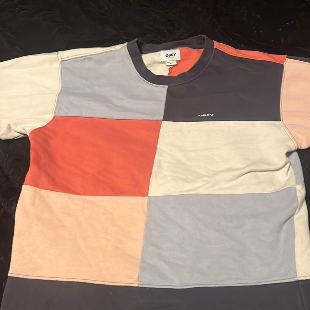 Really cute checkered obey crew neck sweater size medium
